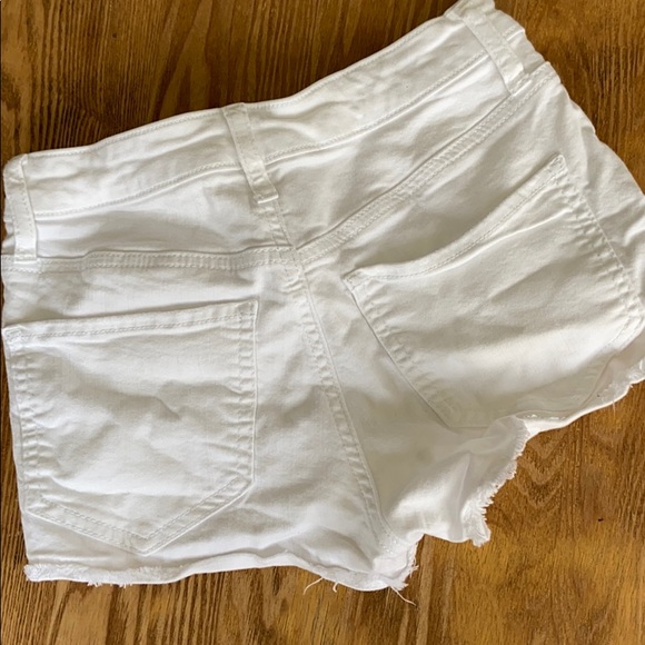 High Rise Shorts - Picture 3 of 3